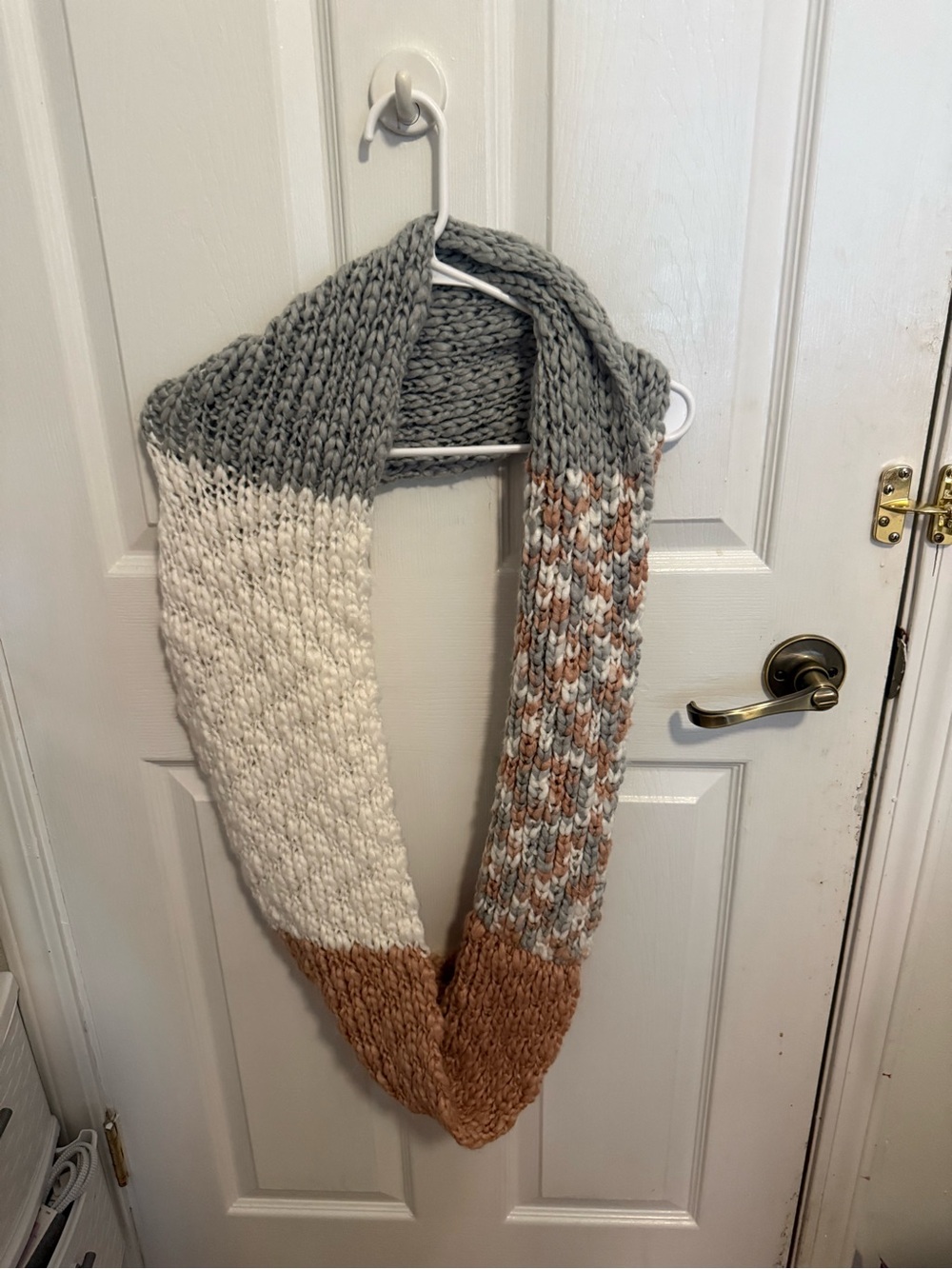 LC Lauren Conrad Blush Pink & Cream Chunky Knit Infinity Scarf